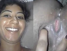 beauty-boobs-desi-gay